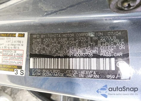 2004 Lexus Is 300 z USA, uszkodzony, nr VIN JTHBD192140093736